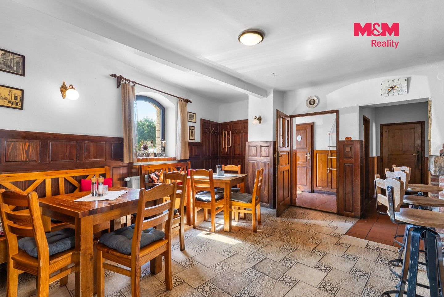 Prodej komerčního prostoru 600 m² - foto 9