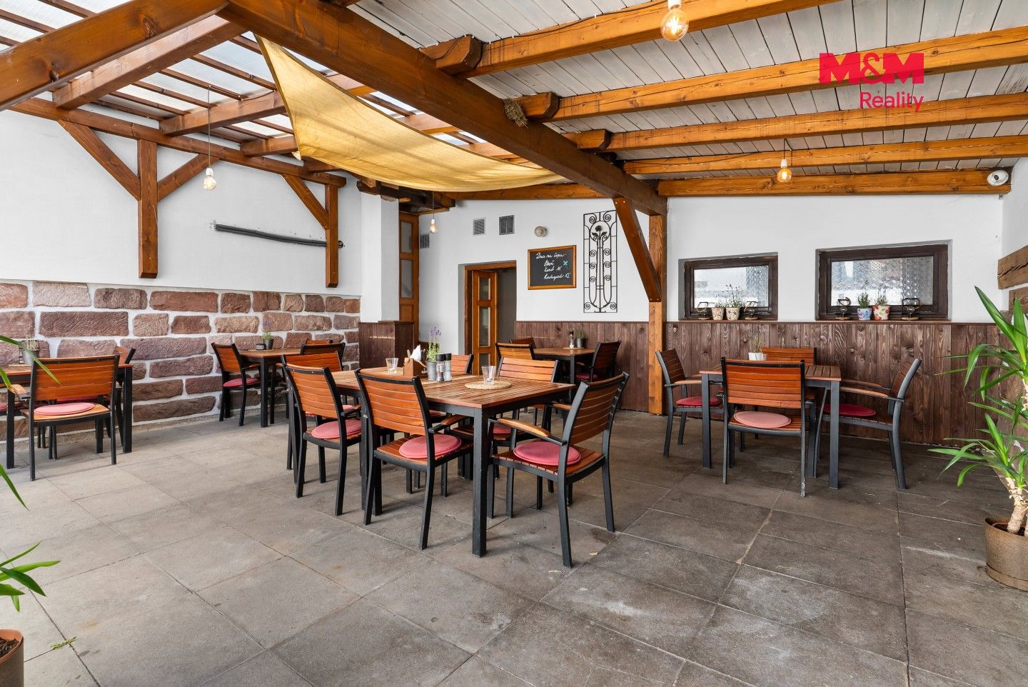 Prodej komerčního prostoru 600 m² - foto 29