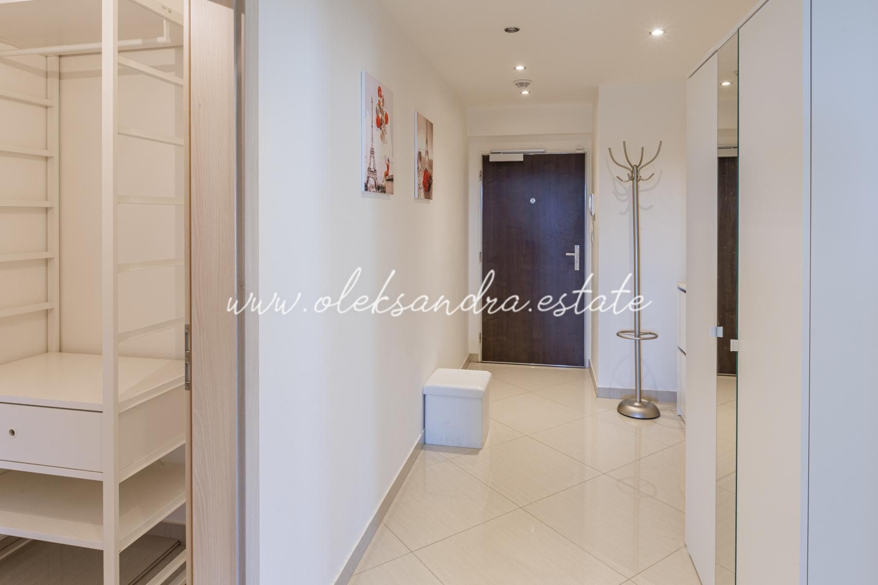 Pronájem bytu 2+kk 61 m² - foto 12
