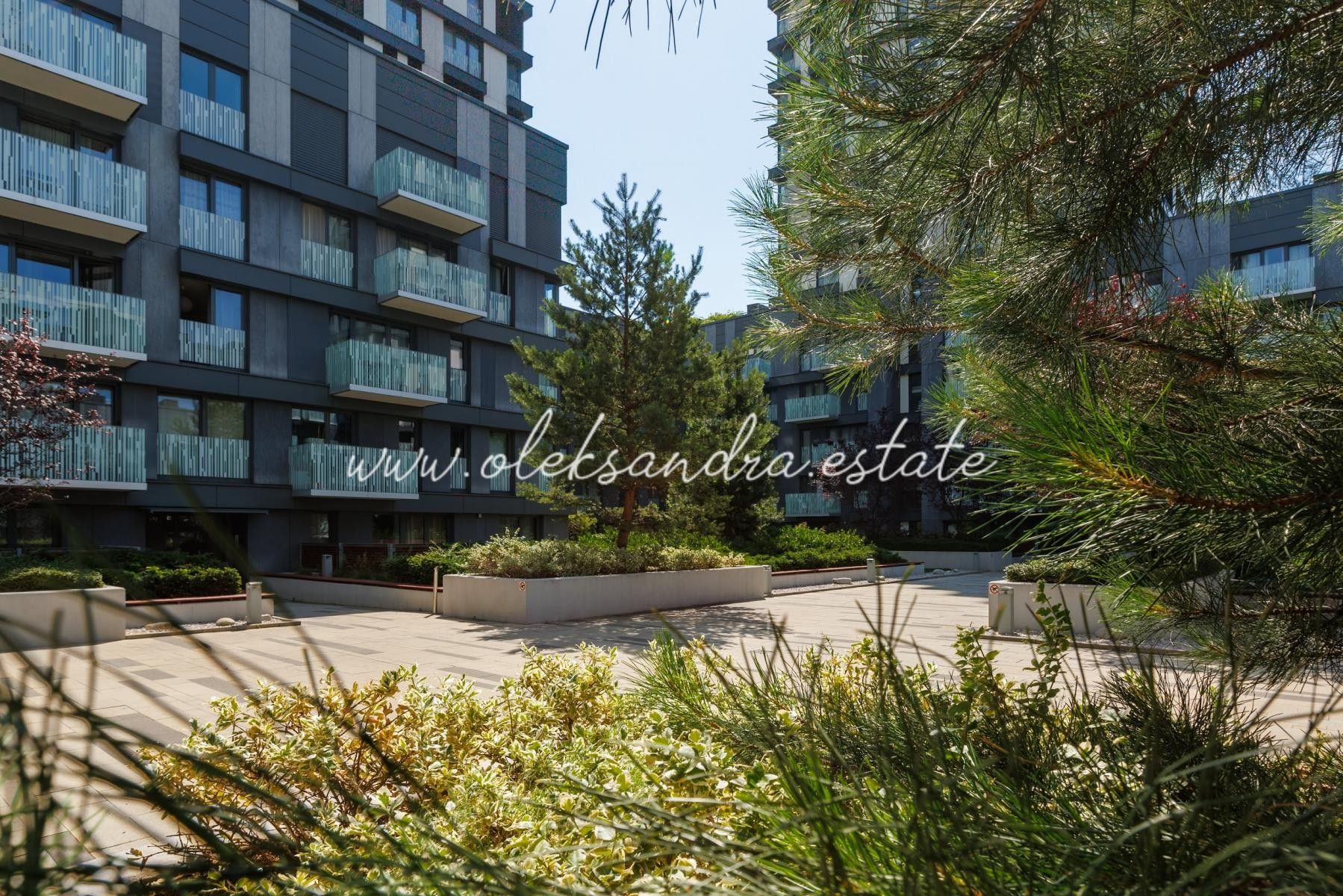 Pronájem bytu 2+kk 61 m² - foto 18