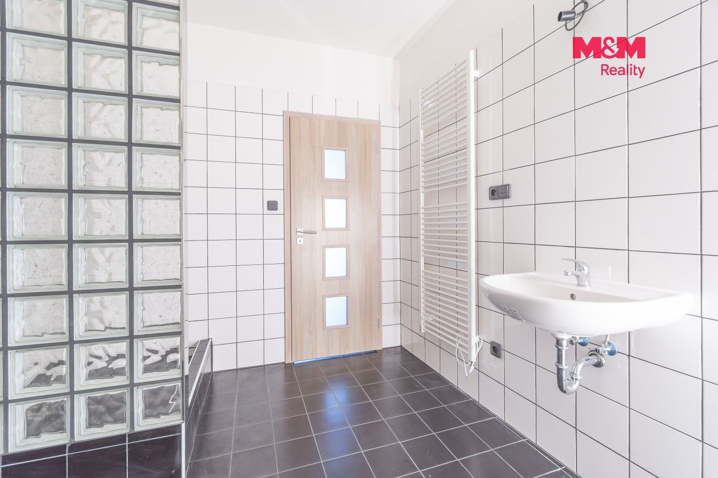Pronájem bytu 1+kk 43 m² - foto 3