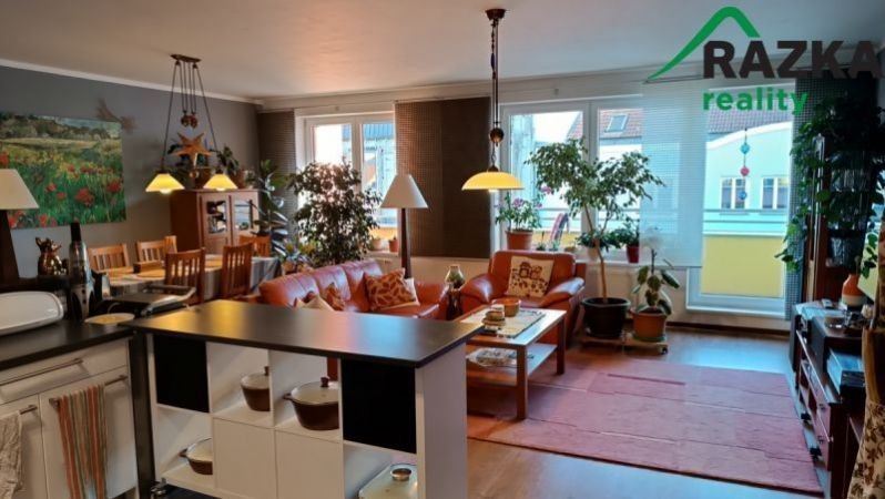Pronájem bytu 3+kk 124 m² - foto 1
