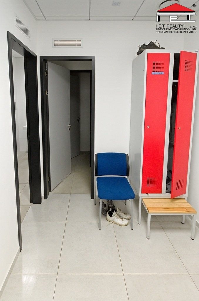 Pronájem komerčního prostoru 2707 m² - foto 10