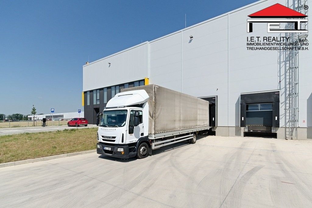Pronájem komerčního prostoru 2707 m² - foto 22