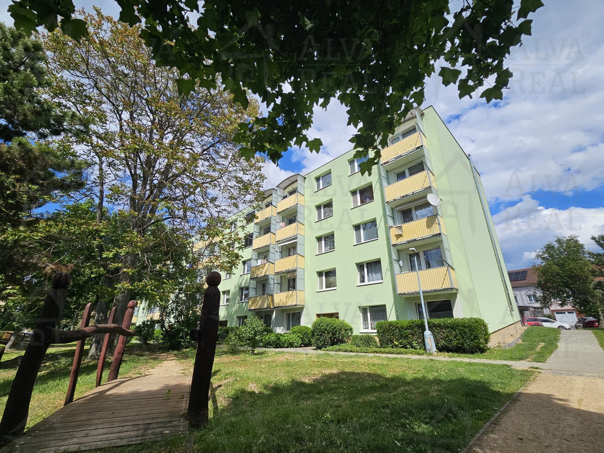 Prodej bytu 2+1 54 m² - foto 1