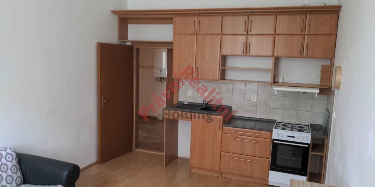 Pronájem bytu 3+kk 65 m² - foto 2