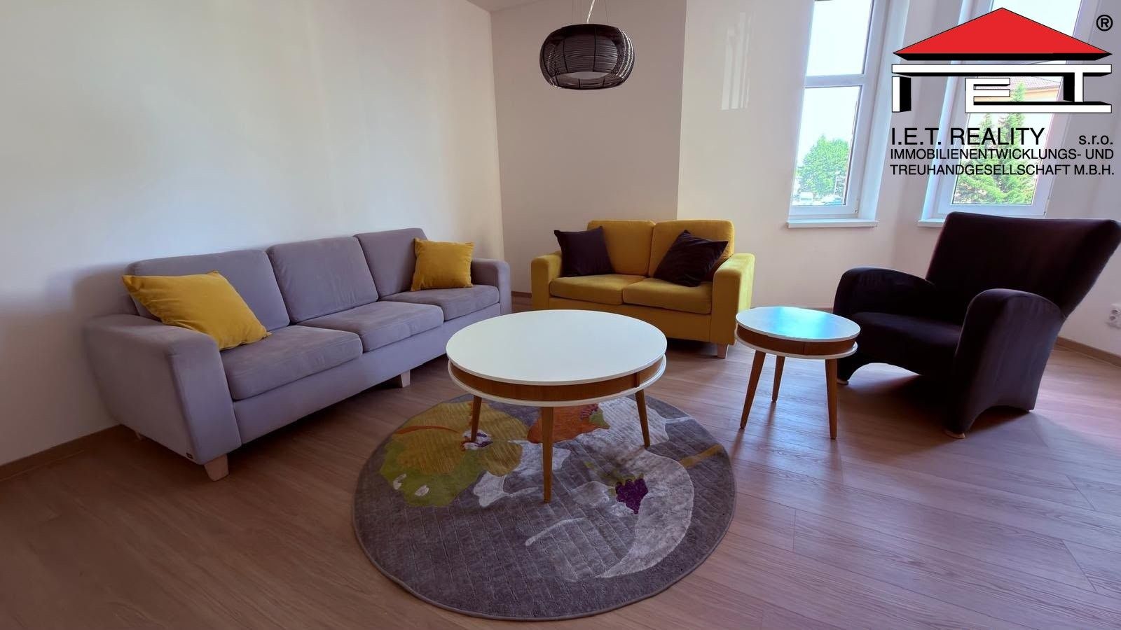 Pronájem bytu 3+kk 75 m² - foto 2