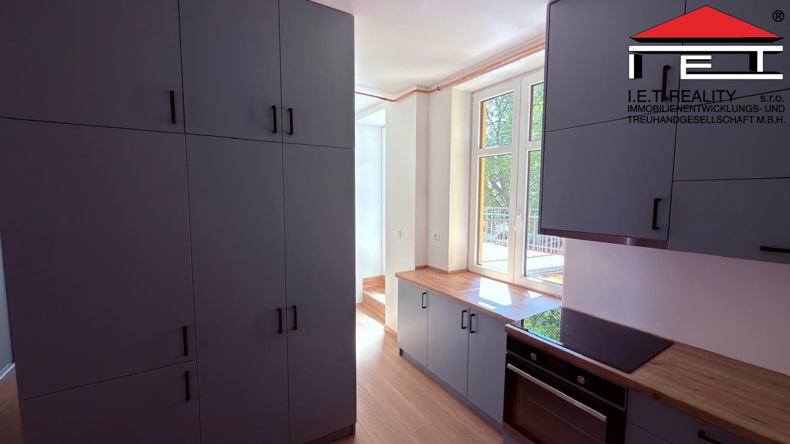 Pronájem bytu 3+kk 75 m² - foto 15
