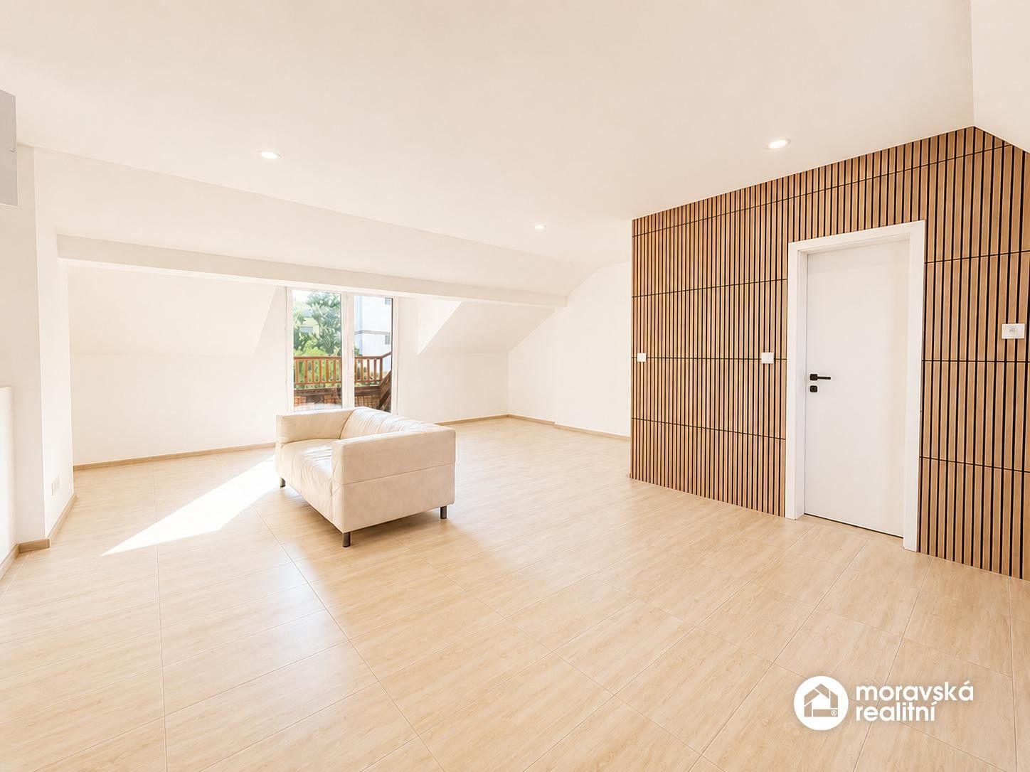Prodej bytu 1+kk 51 m² - foto 5