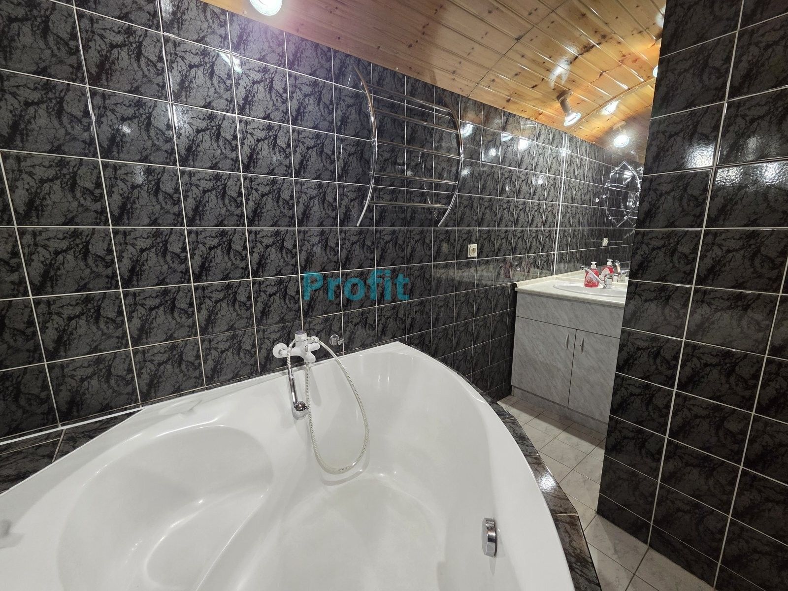 Prodej bytu 92 m² - foto 10