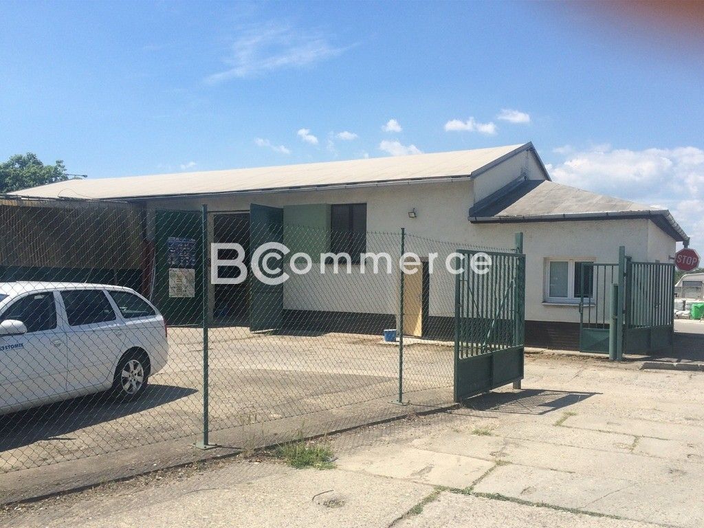 Pronájem komerčního prostoru 598 m² - foto 3