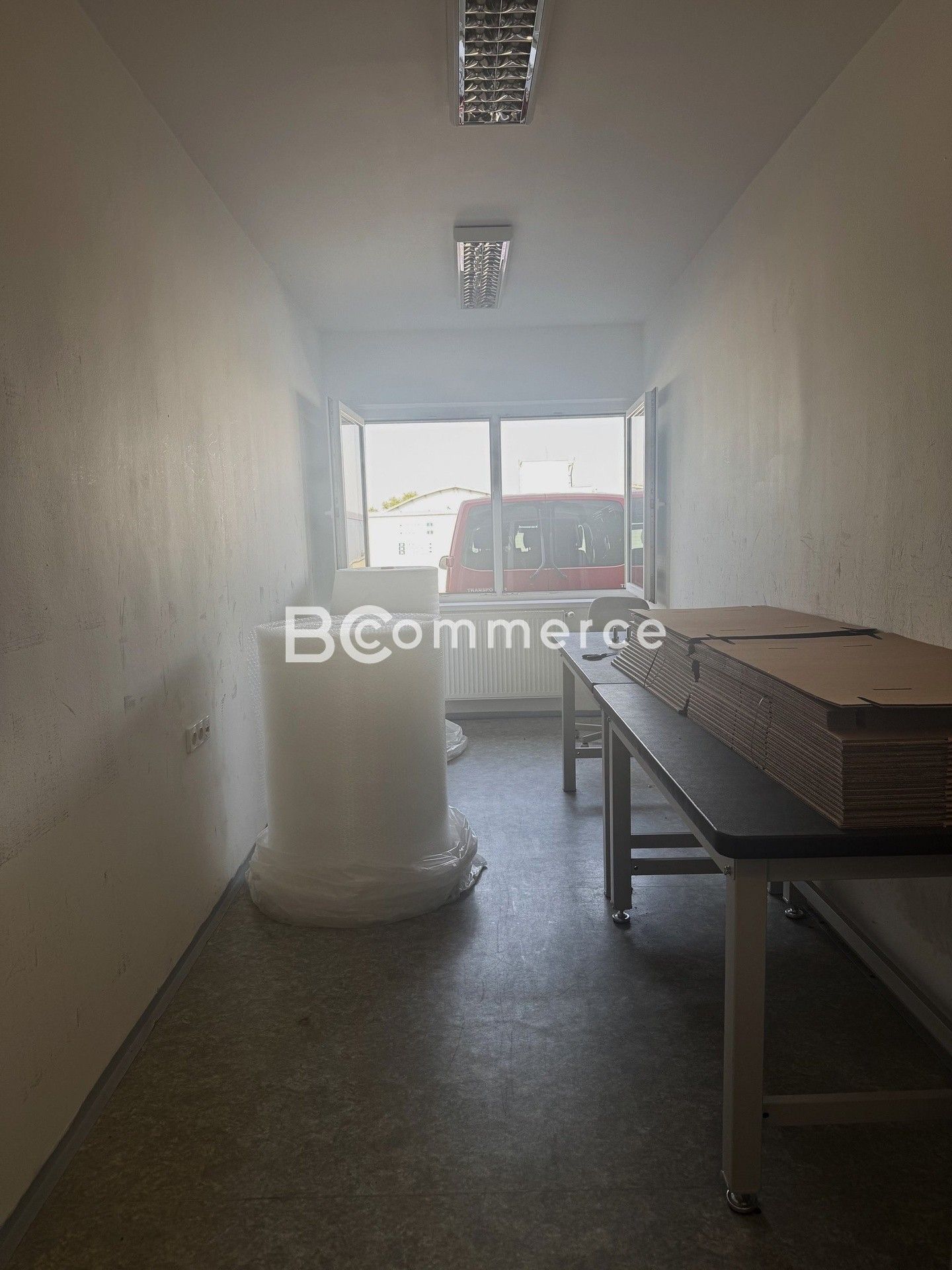 Pronájem komerčního prostoru 173 m² - foto 4
