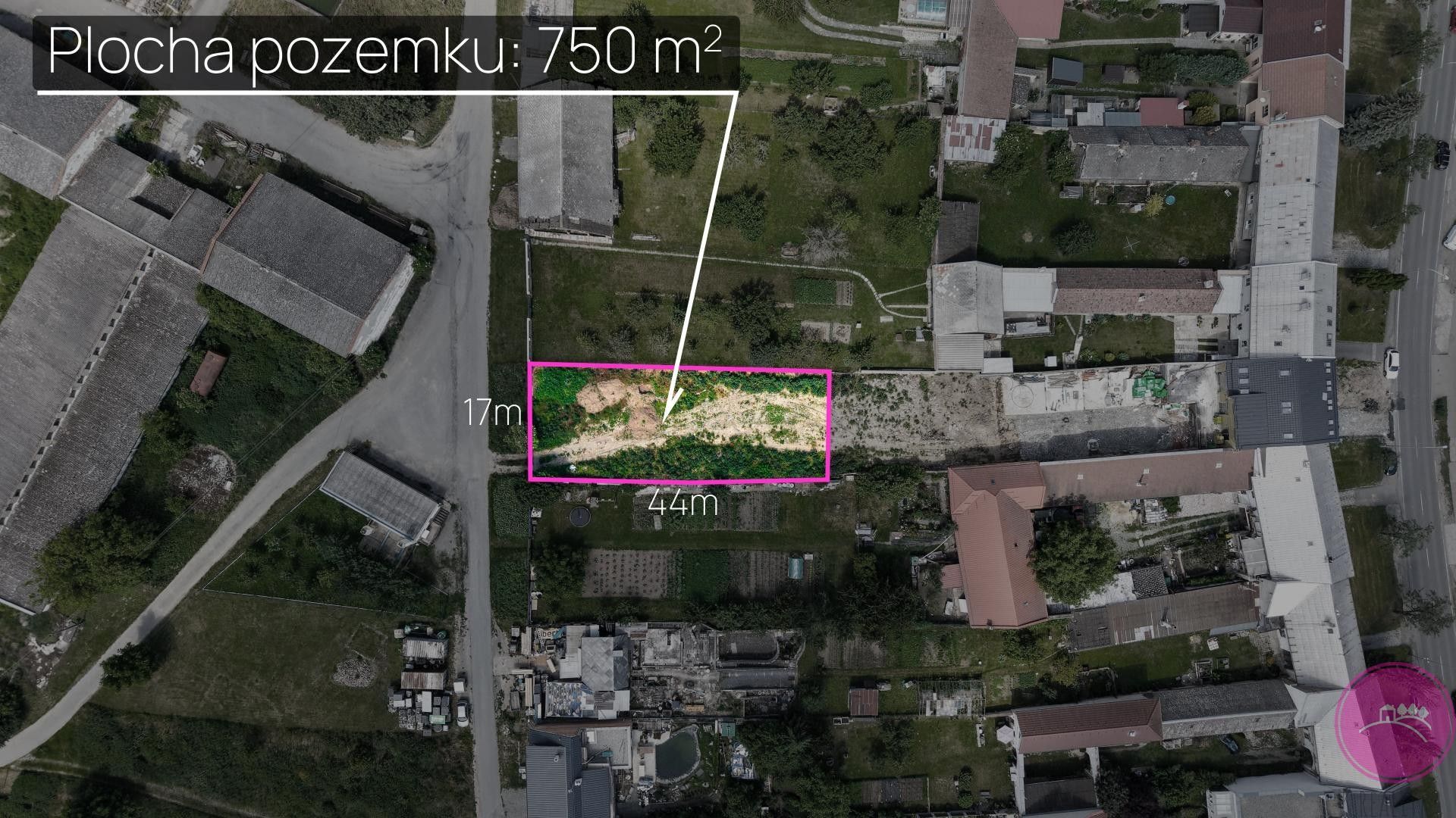 Prodej pozemku 750 m² - foto 4