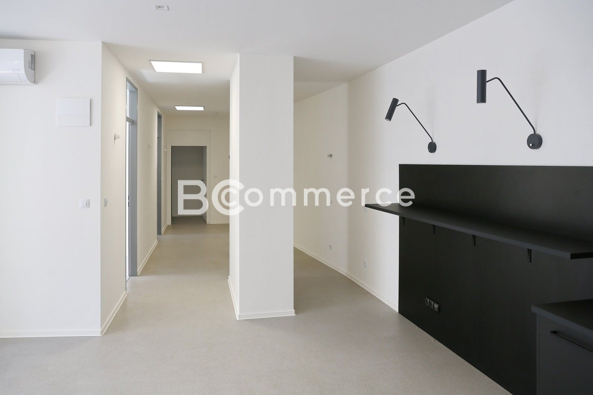 Pronájem komerčního prostoru 380 m² - foto 2