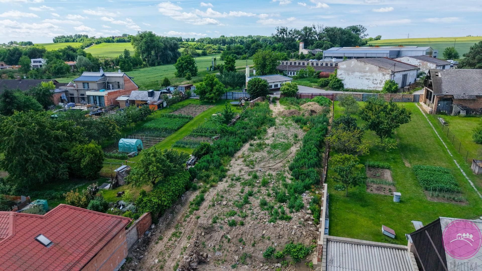 Prodej pozemku 750 m² - foto 9
