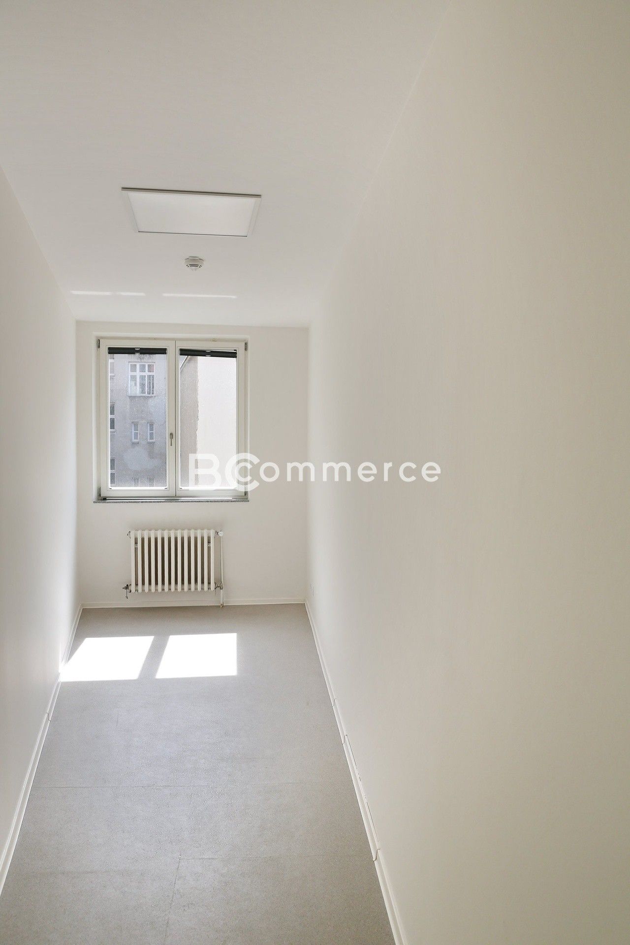 Pronájem komerčního prostoru 380 m² - foto 11