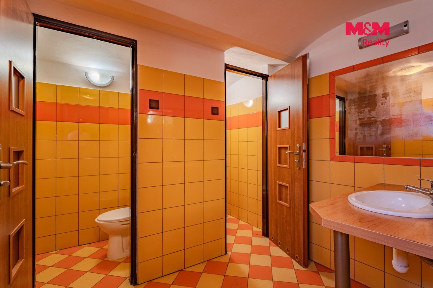 Pronájem komerčního prostoru 106 m² - foto 12