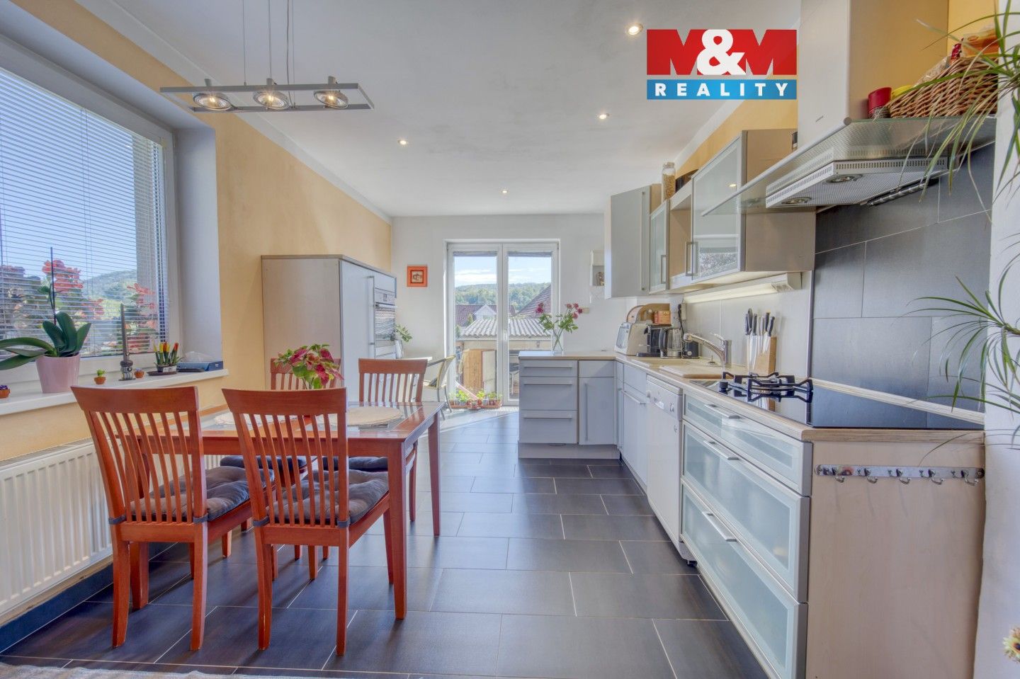 Prodej domu 105 m² - foto 1