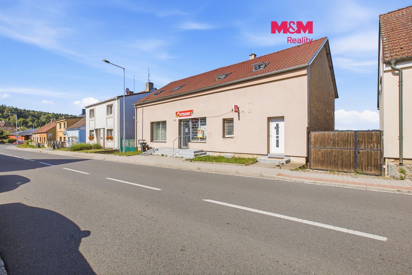 Prodej domu 280 m² - foto 1