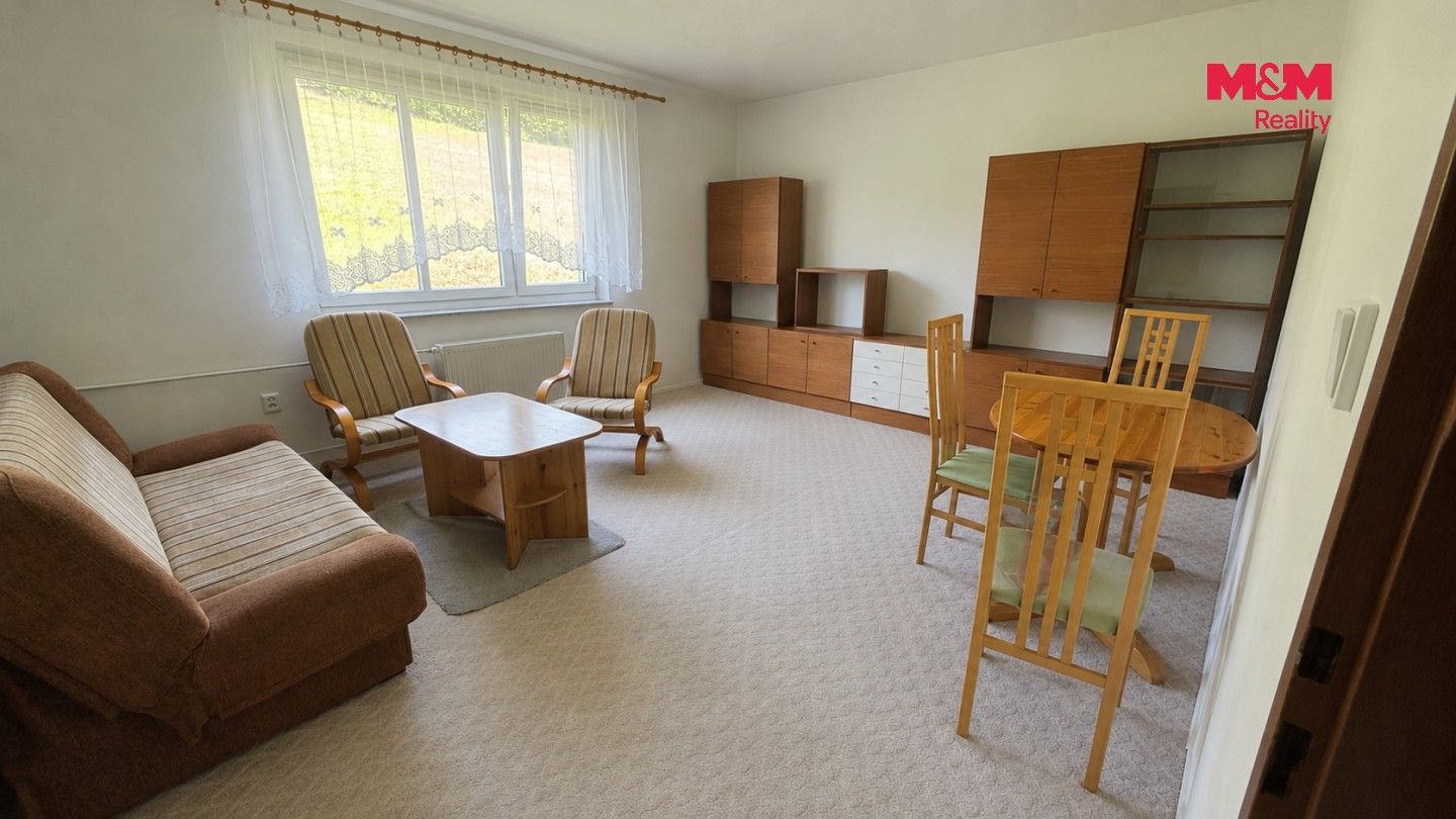 Pronájem bytu 3+1 66 m² - foto 2