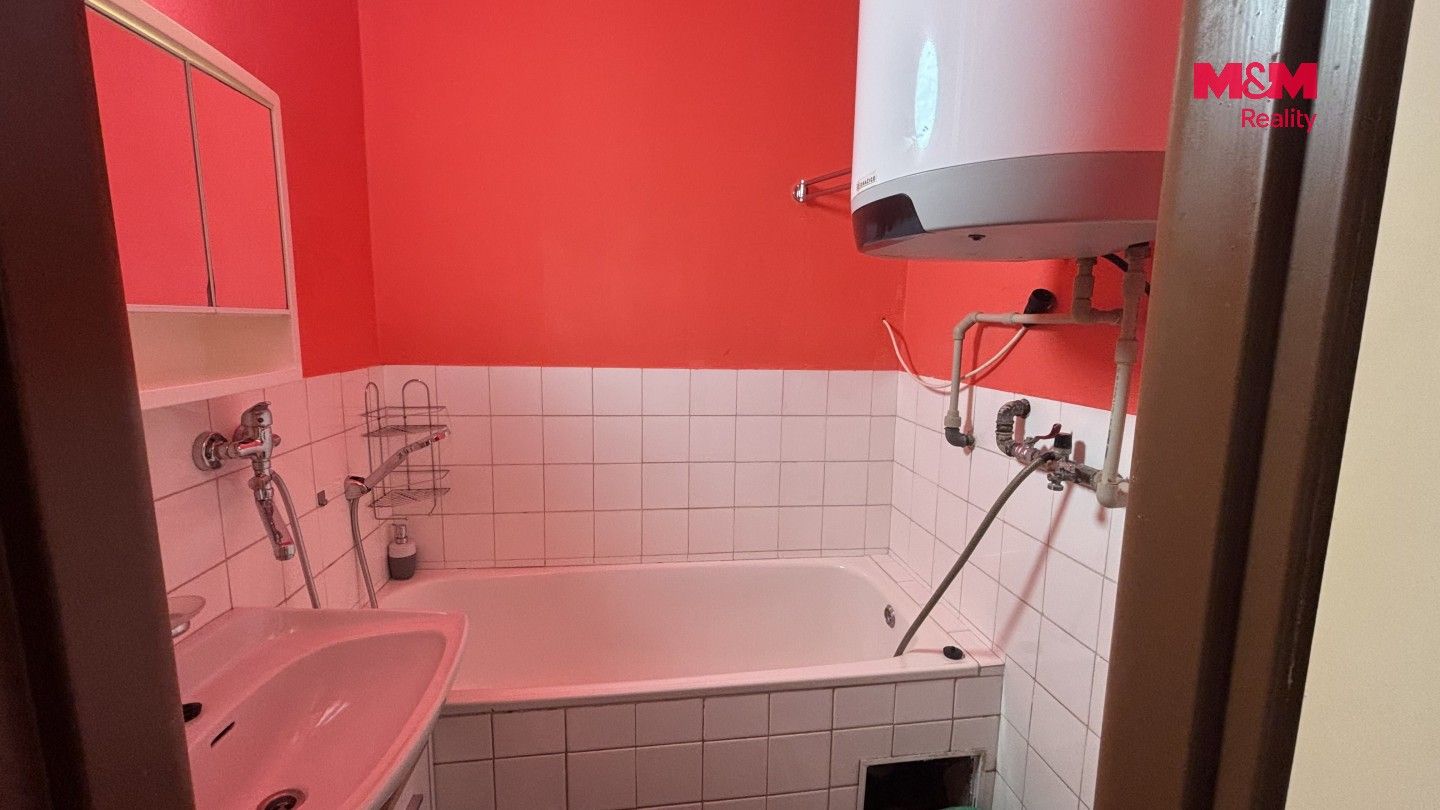 Pronájem bytu 3+1 66 m² - foto 6
