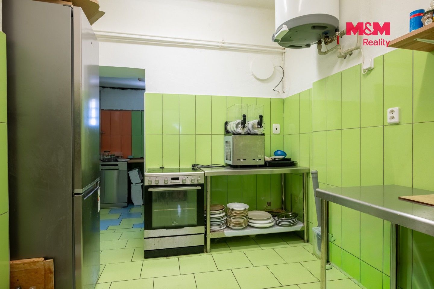 Prodej komerčního prostoru 196 m² - foto 3