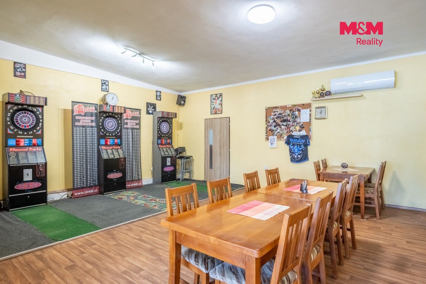 Prodej komerčního prostoru 196 m² - foto 4