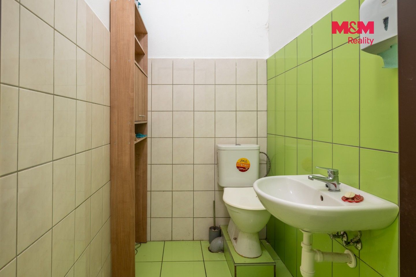 Prodej komerčního prostoru 196 m² - foto 14