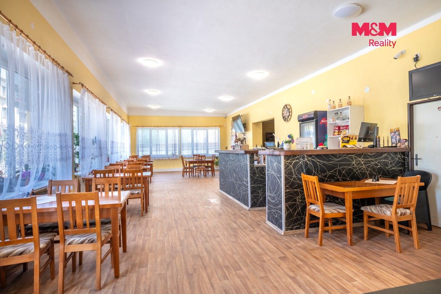 Prodej komerčního prostoru 196 m² - foto 10