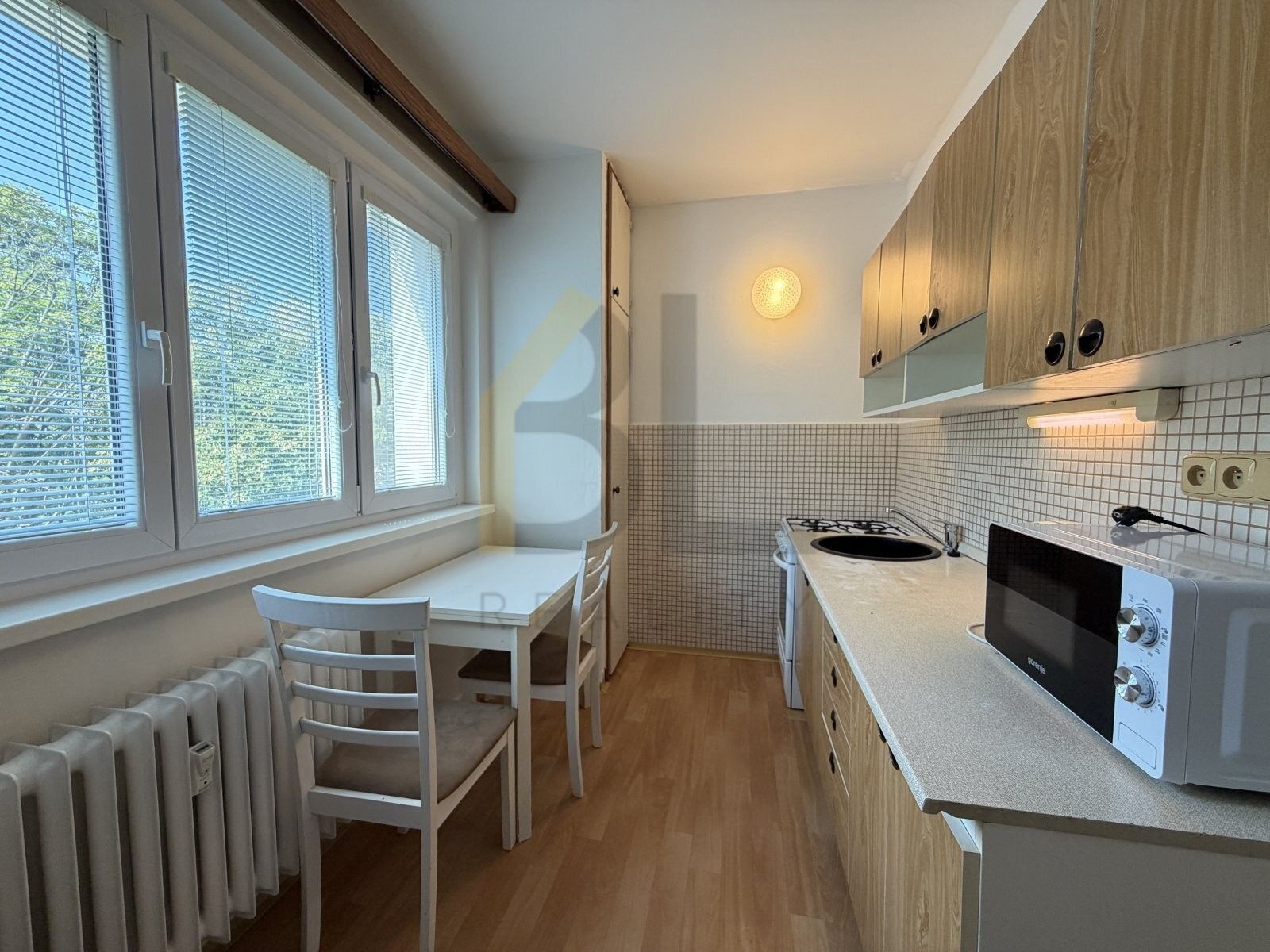 Pronájem bytu 3+1 71 m² - foto 2