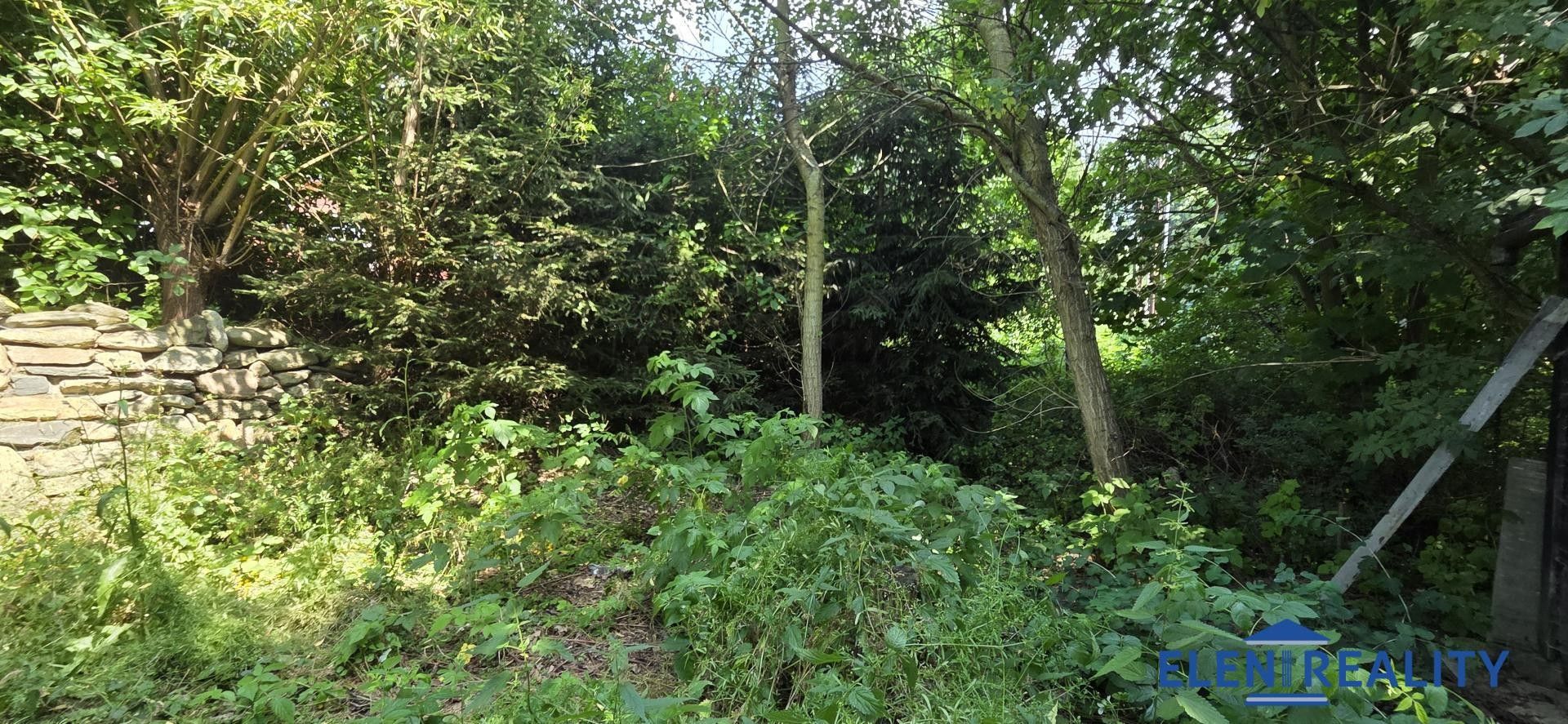 Prodej pozemku 950 m² - foto 7