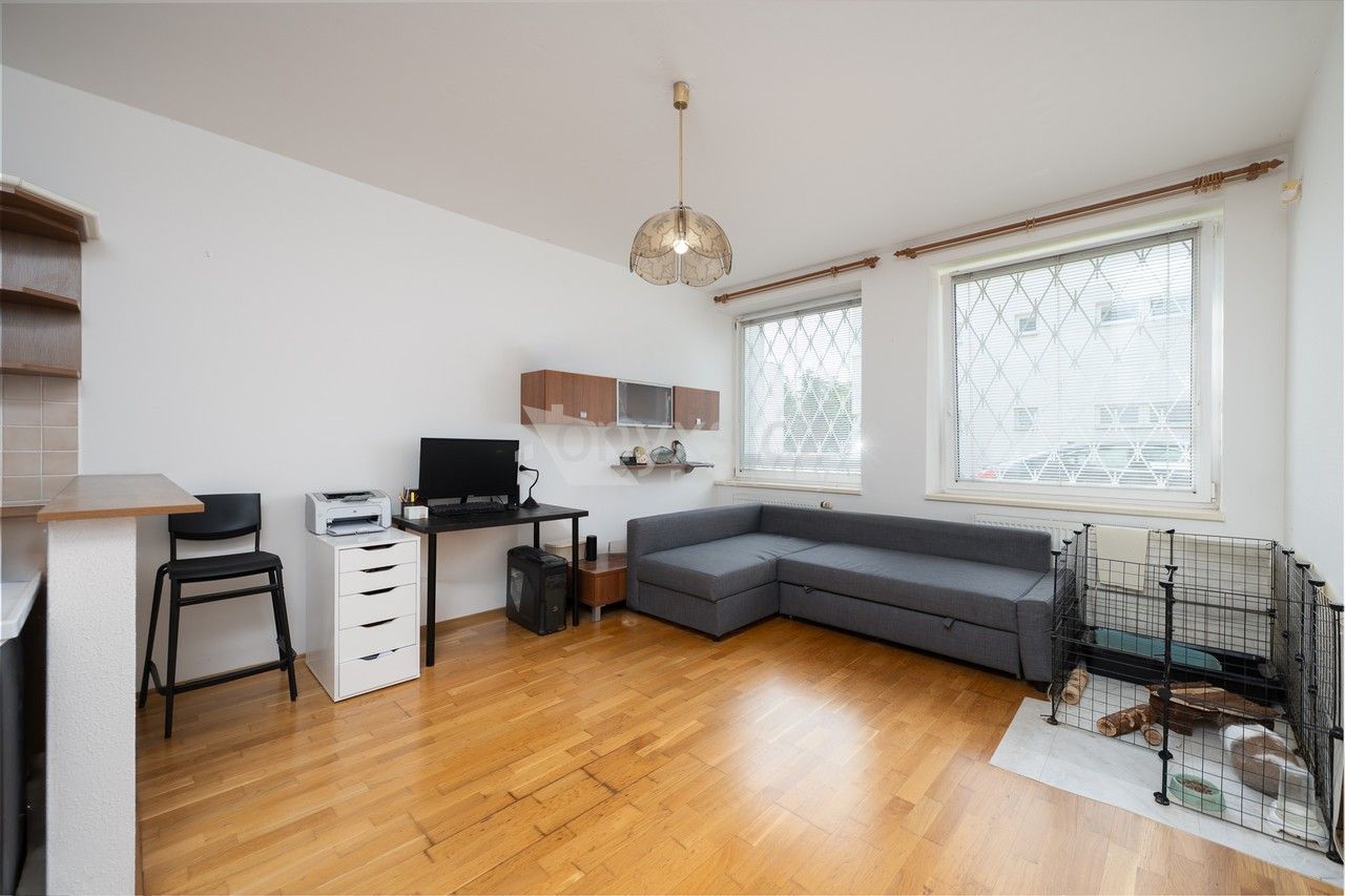 Prodej bytu 2+kk 48 m² - foto 3