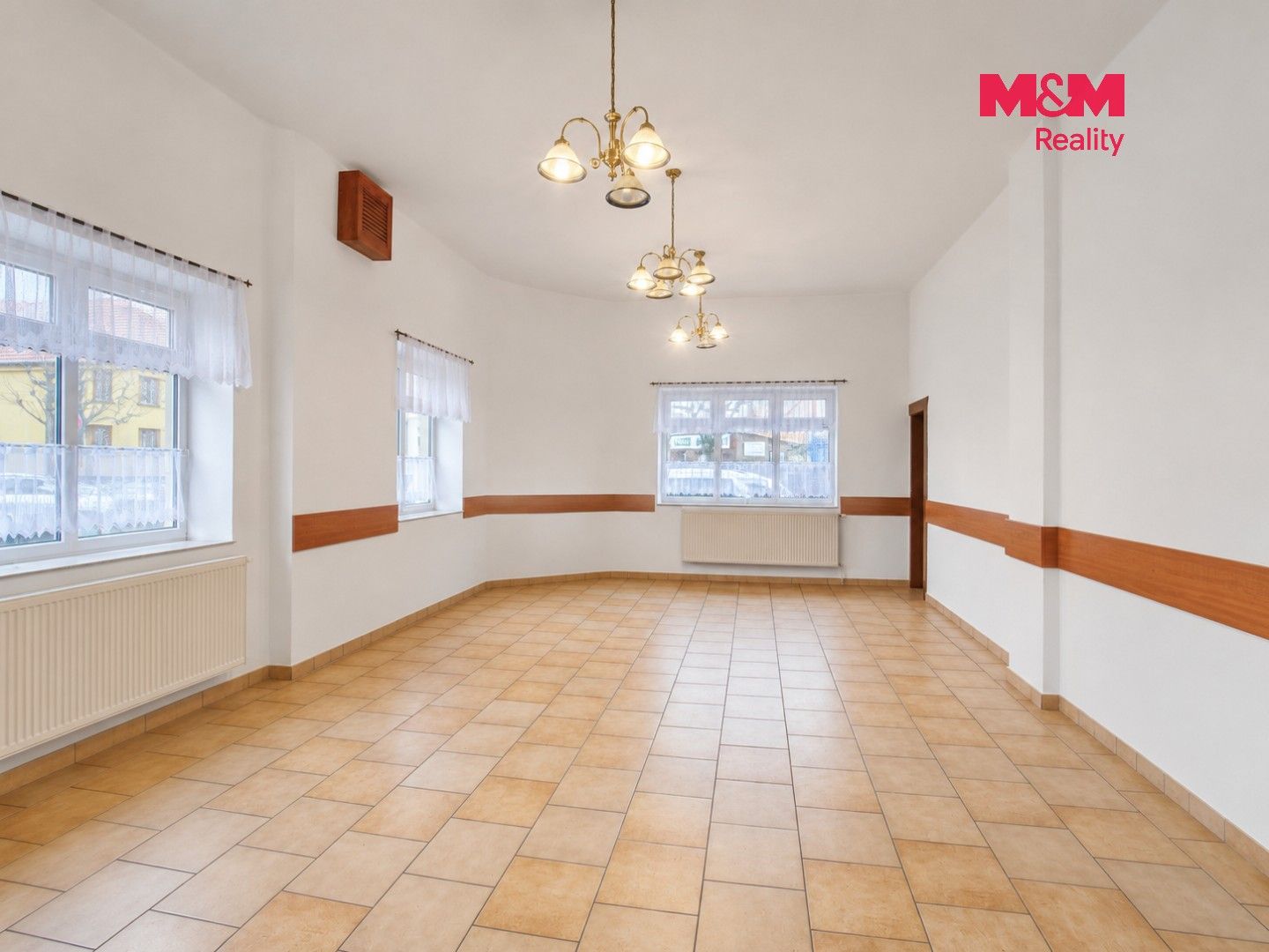 Pronájem komerčního prostoru 88 m² - foto 3