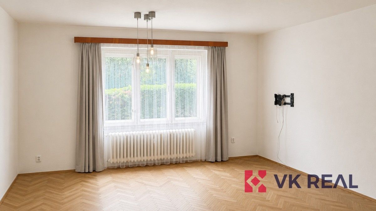 Pronájem bytu 2+1 68 m² - foto 6