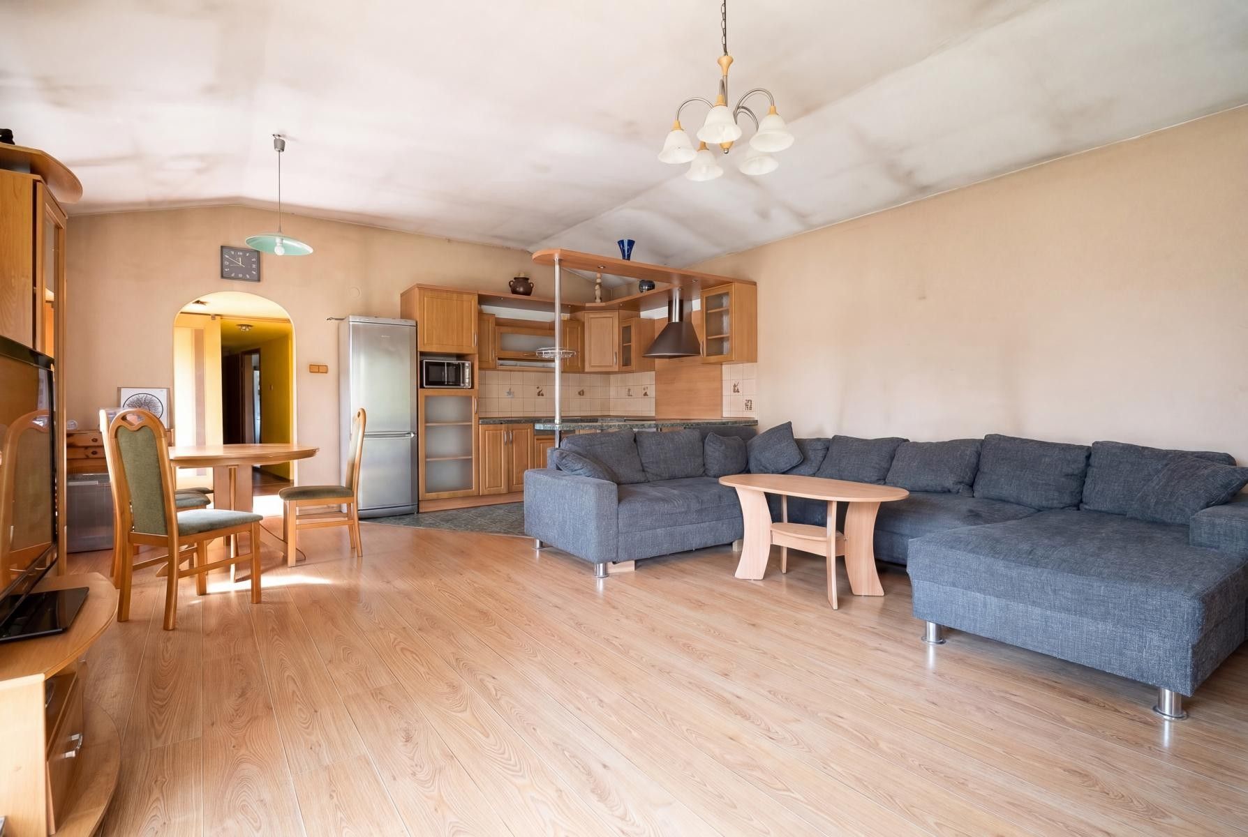 Prodej nemovitosti 180 m² - foto 6