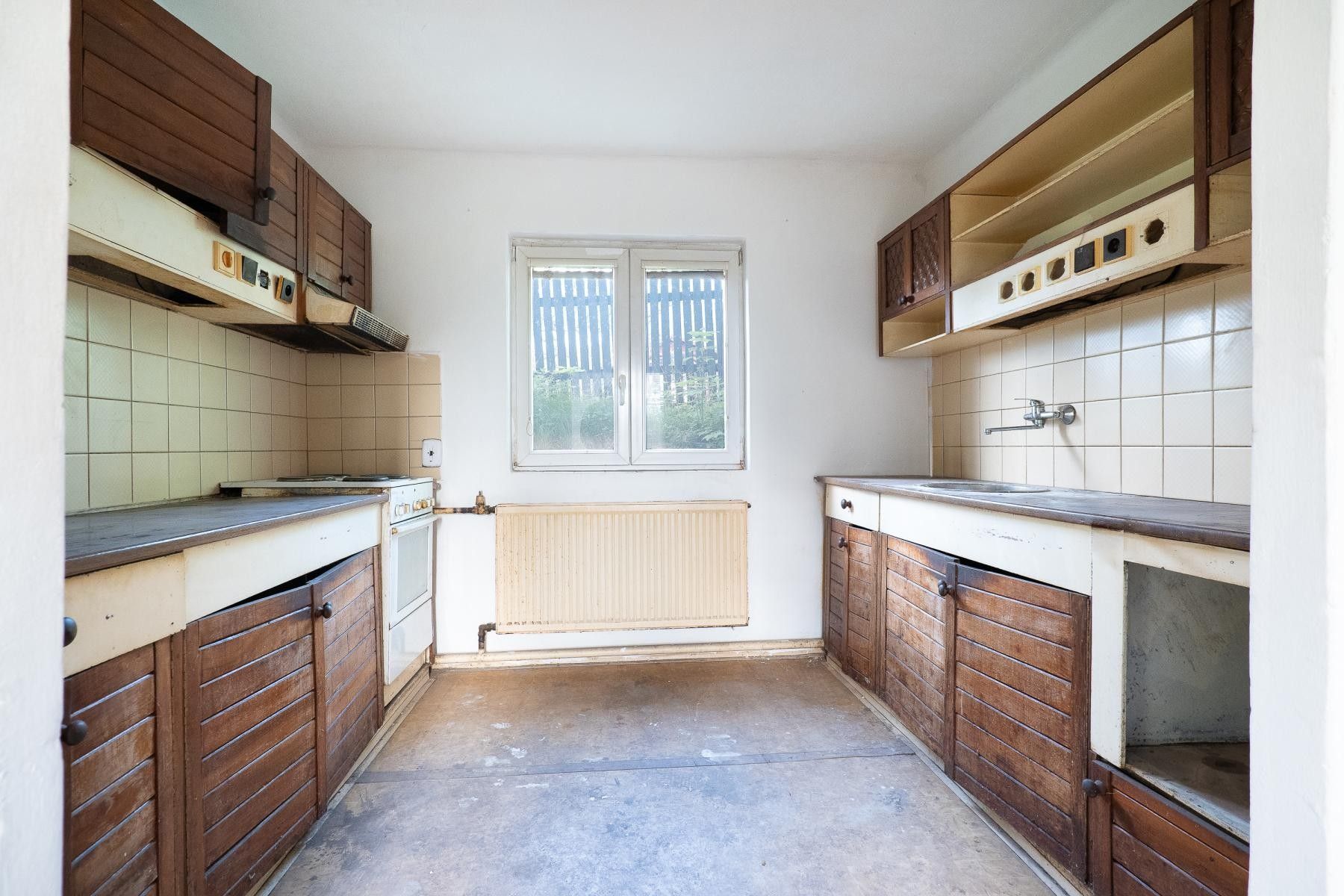 Prodej nemovitosti 180 m² - foto 4