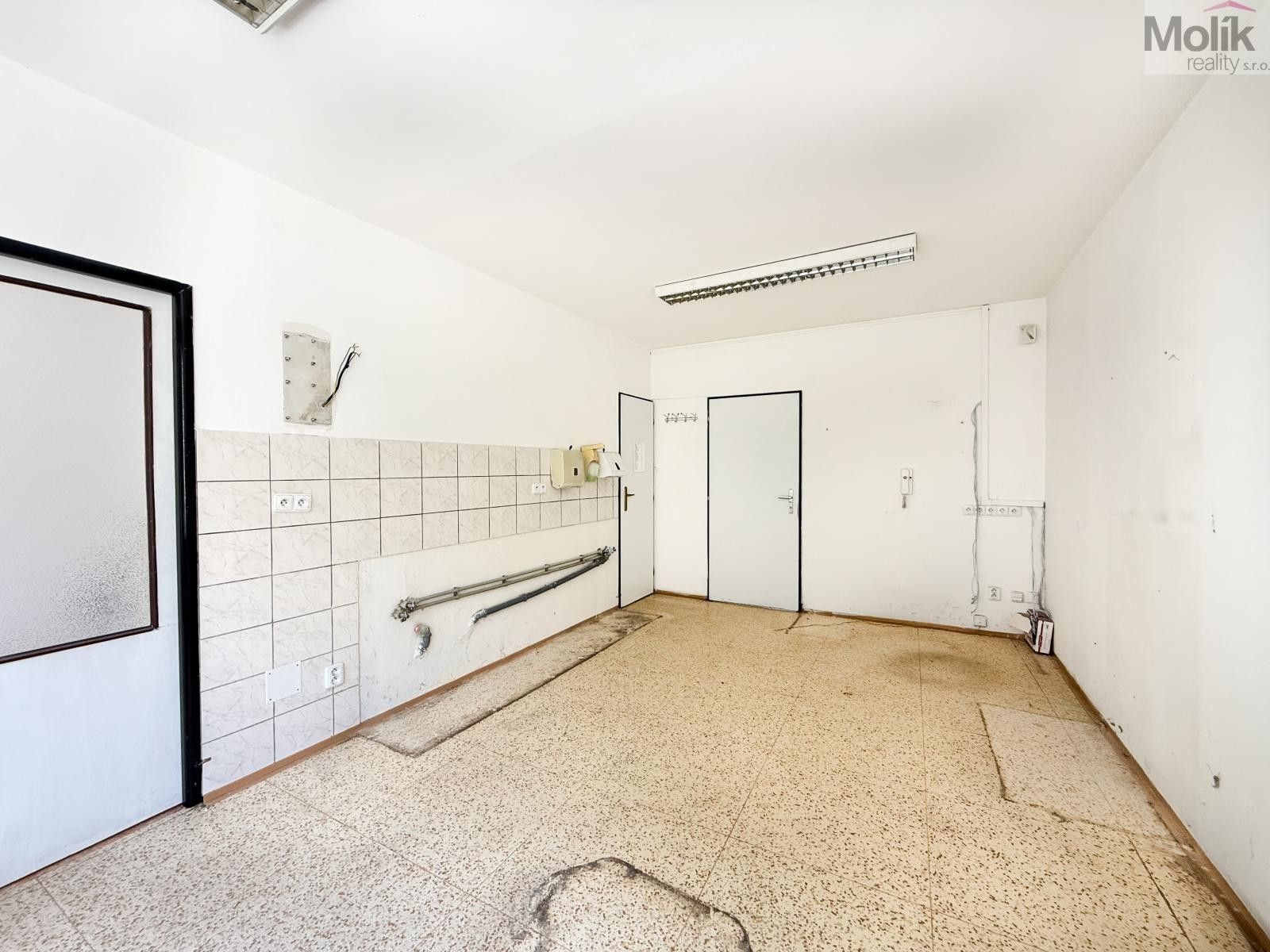 Prodej bytu 3+1 55 m² - foto 6