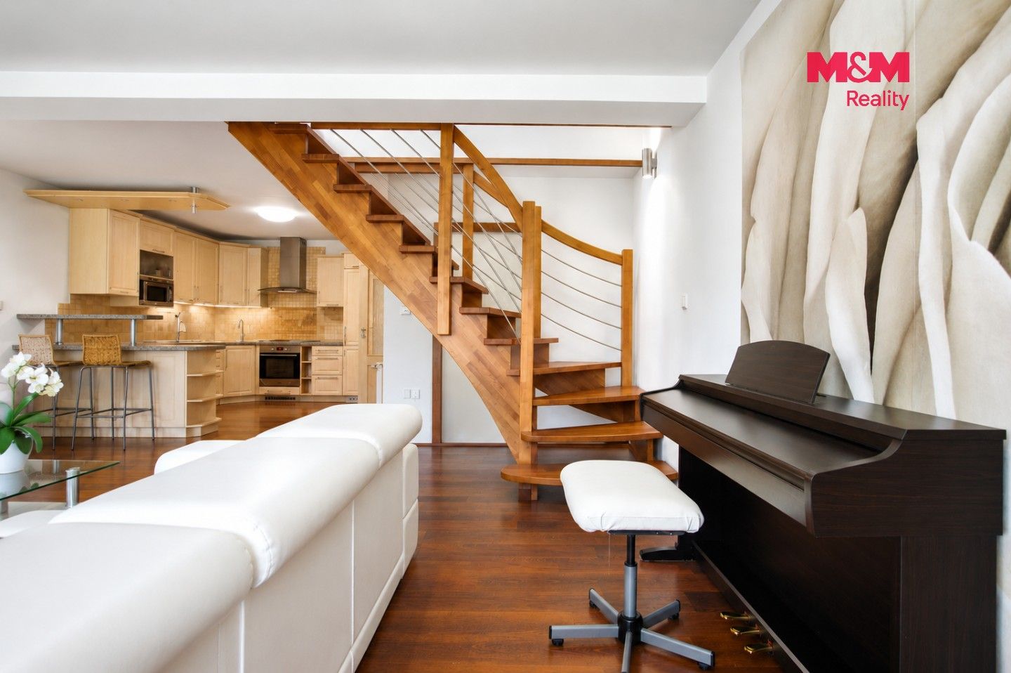 Prodej bytu 4+kk 99 m² - foto 3
