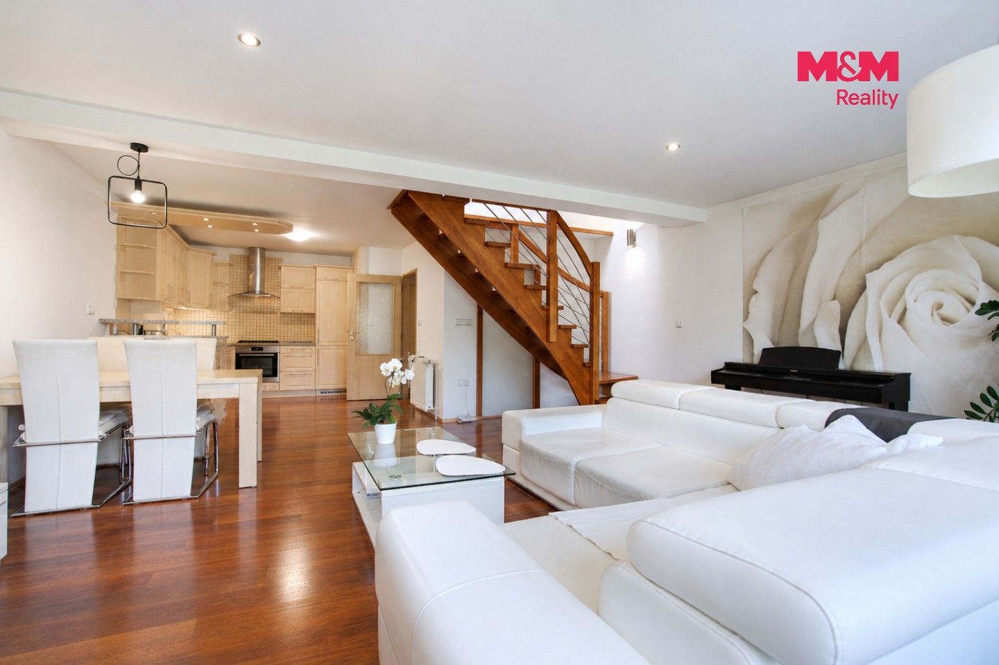 Prodej bytu 4+kk 99 m² - foto 4