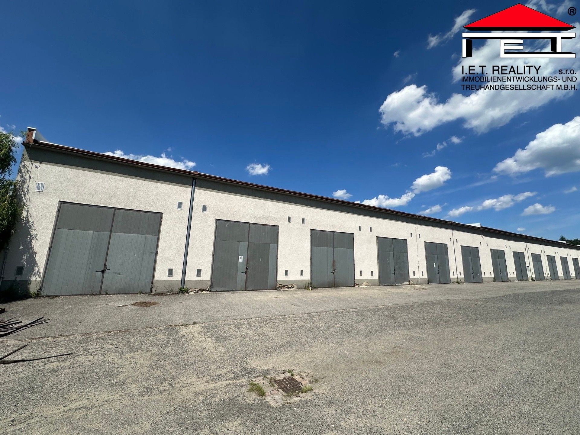Prodej komerčního prostoru 1300 m² - foto 6