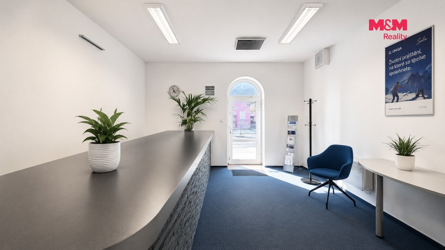 Pronájem komerčního prostoru 108 m² - foto 2