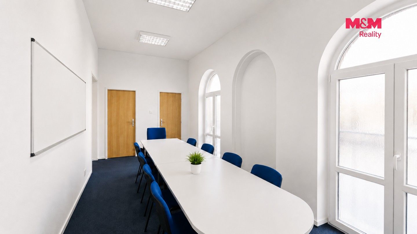 Pronájem komerčního prostoru 108 m² - foto 3