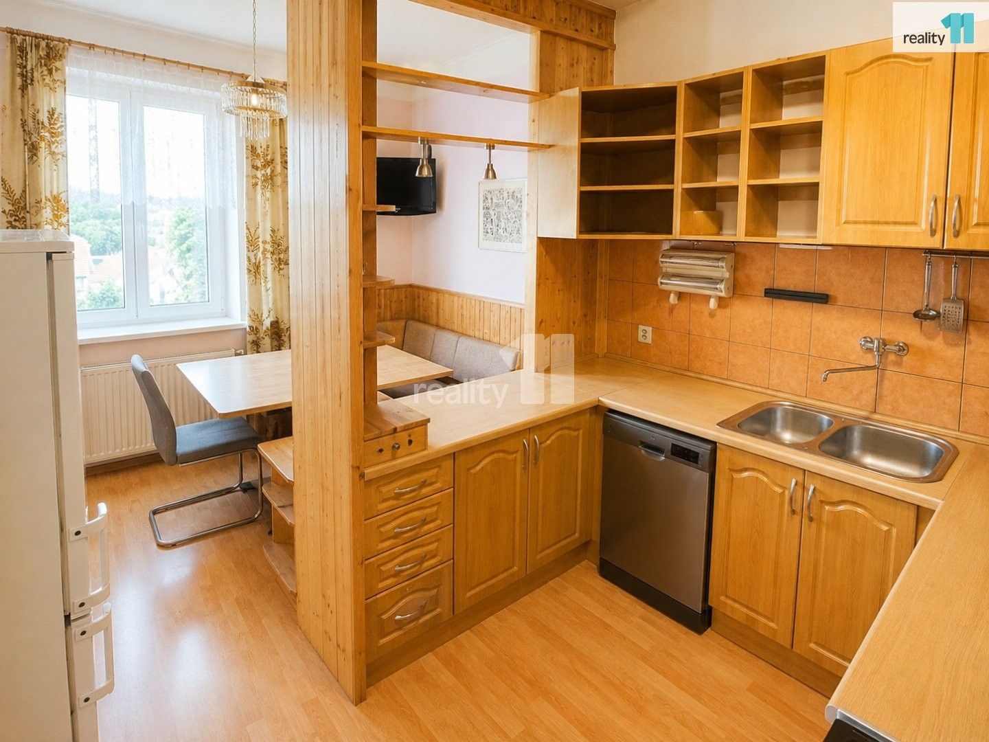 Pronájem bytu 3+1 97 m² - foto 1