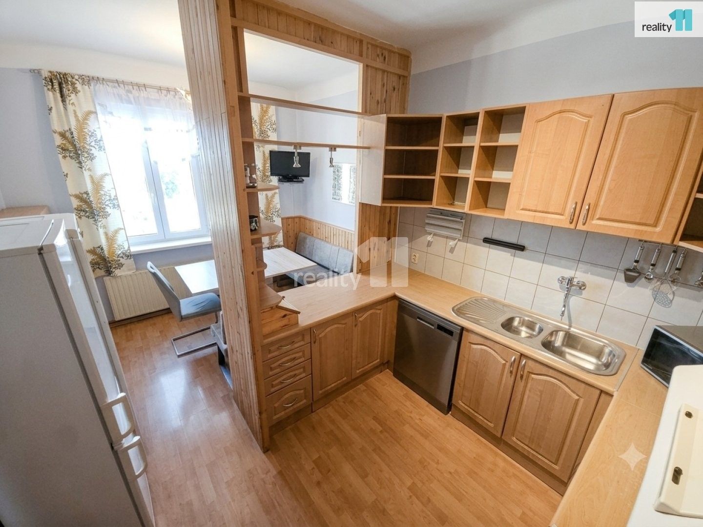 Pronájem bytu 3+1 97 m² - foto 6
