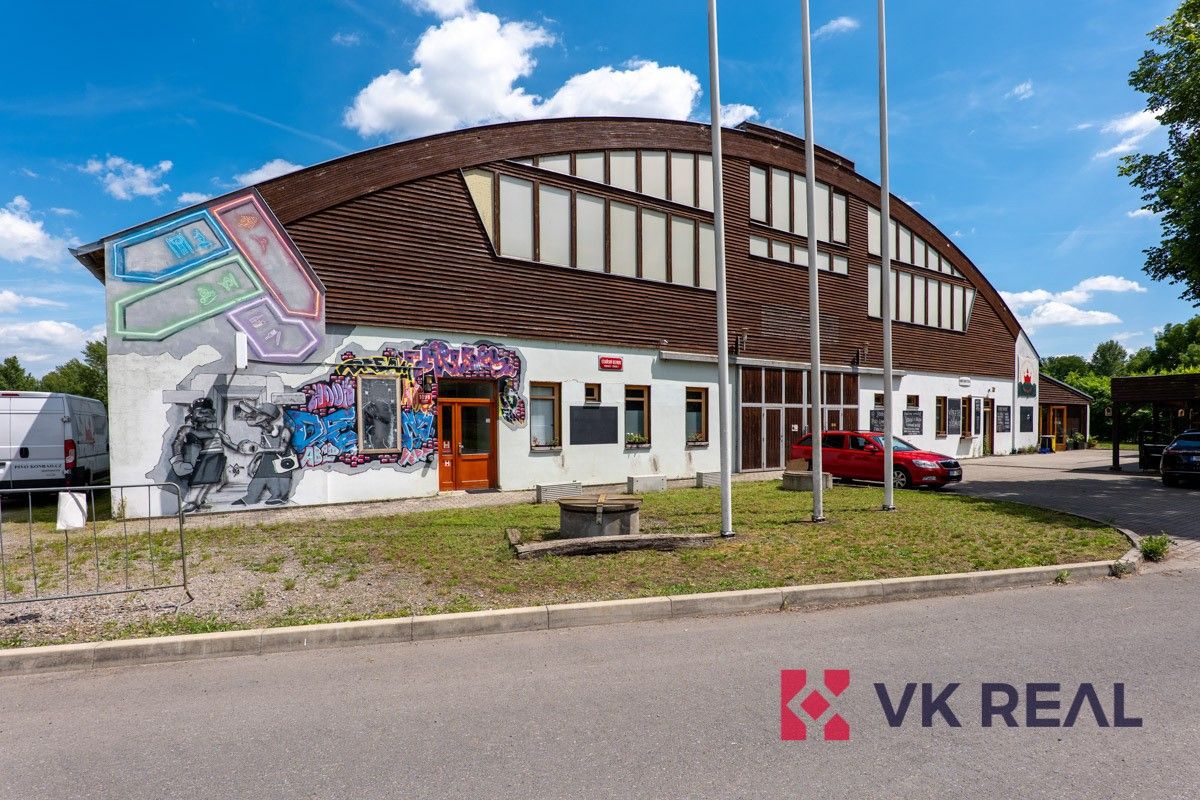 Prodej nemovitosti 3100 m² - foto 1