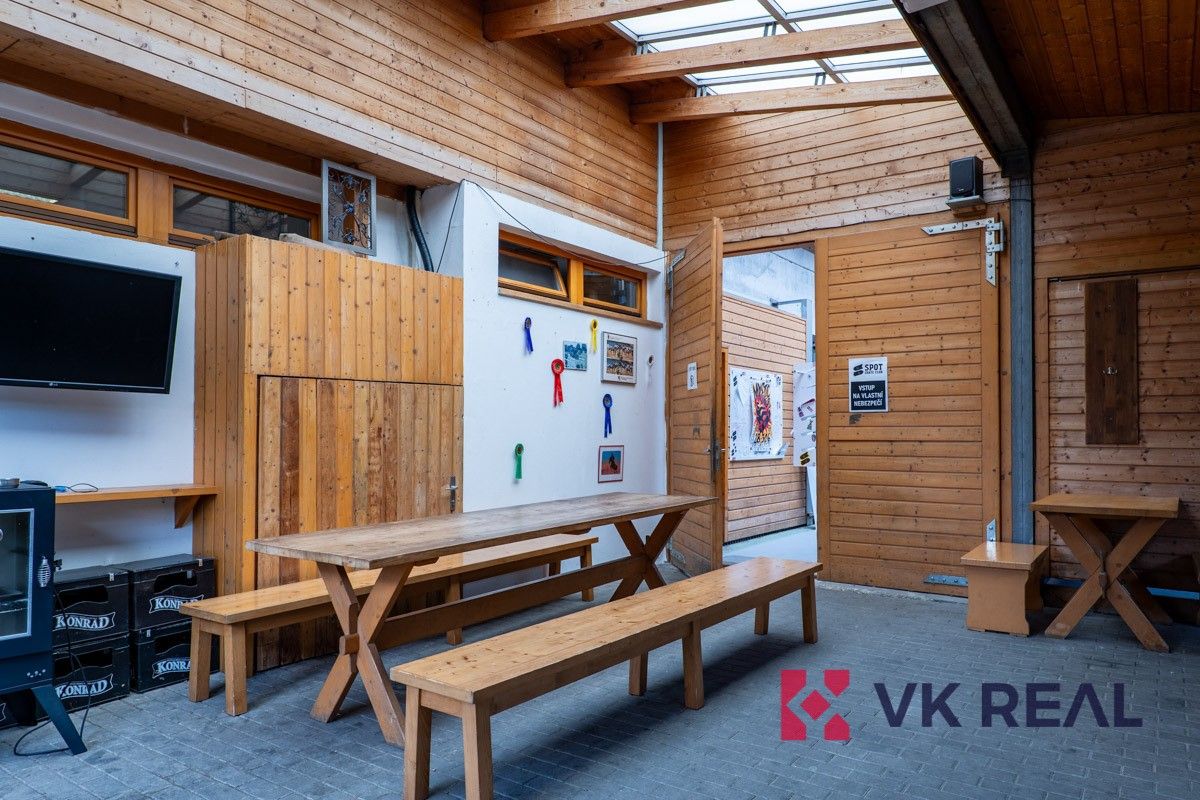Prodej nemovitosti 3100 m² - foto 22