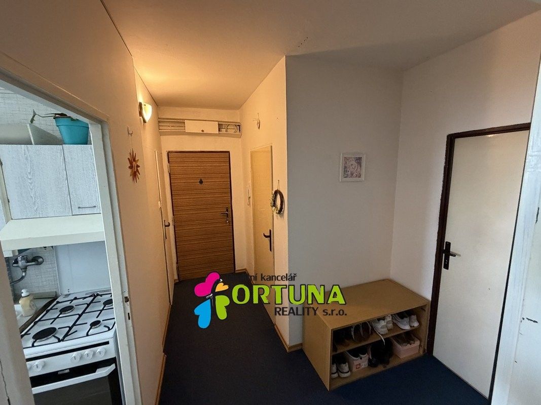 Prodej bytu 2+1 61 m² - foto 4