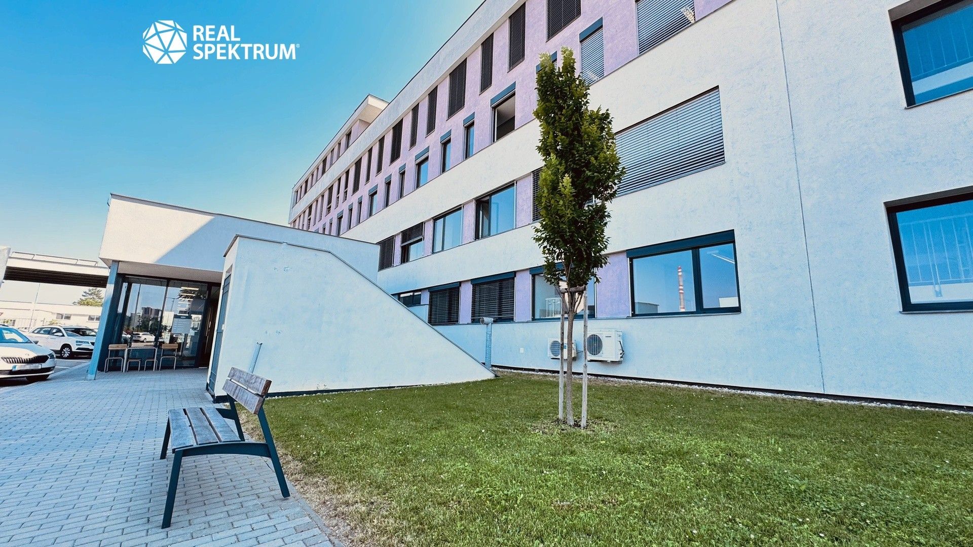 Pronájem komerčního prostoru 442 m² - foto 25
