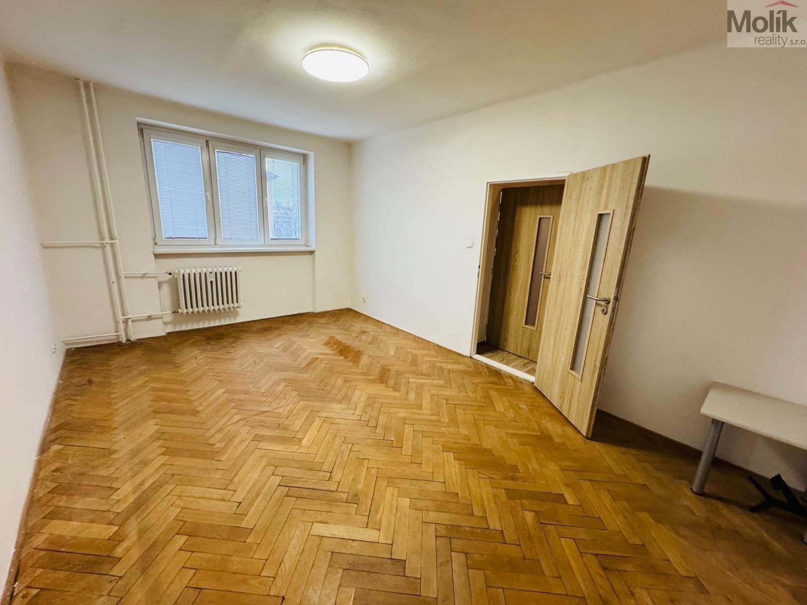 Prodej bytu 1+1 37 m² - foto 4