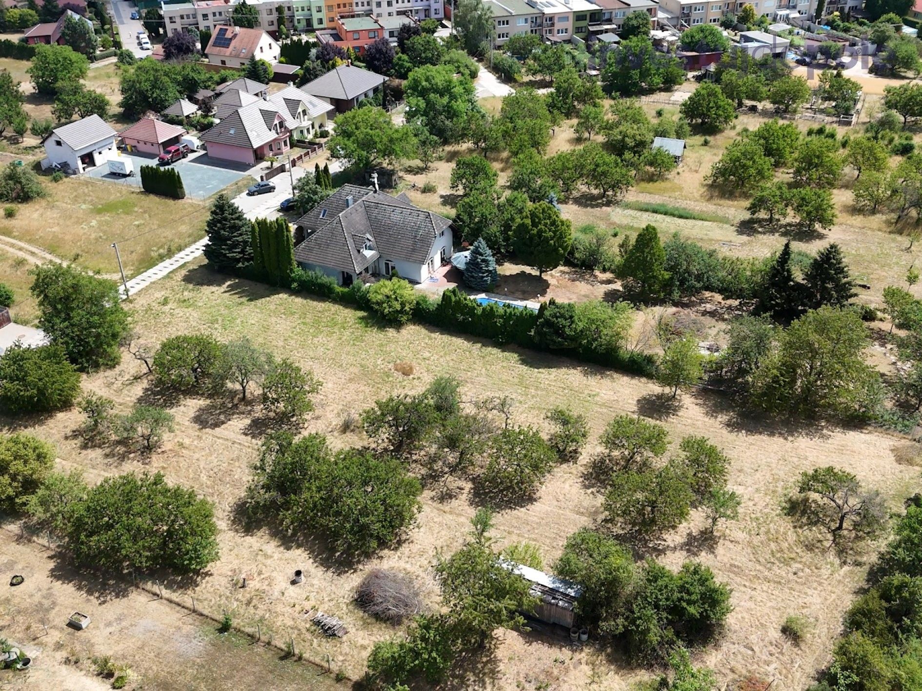 Prodej pozemku 2428 m² - foto 6